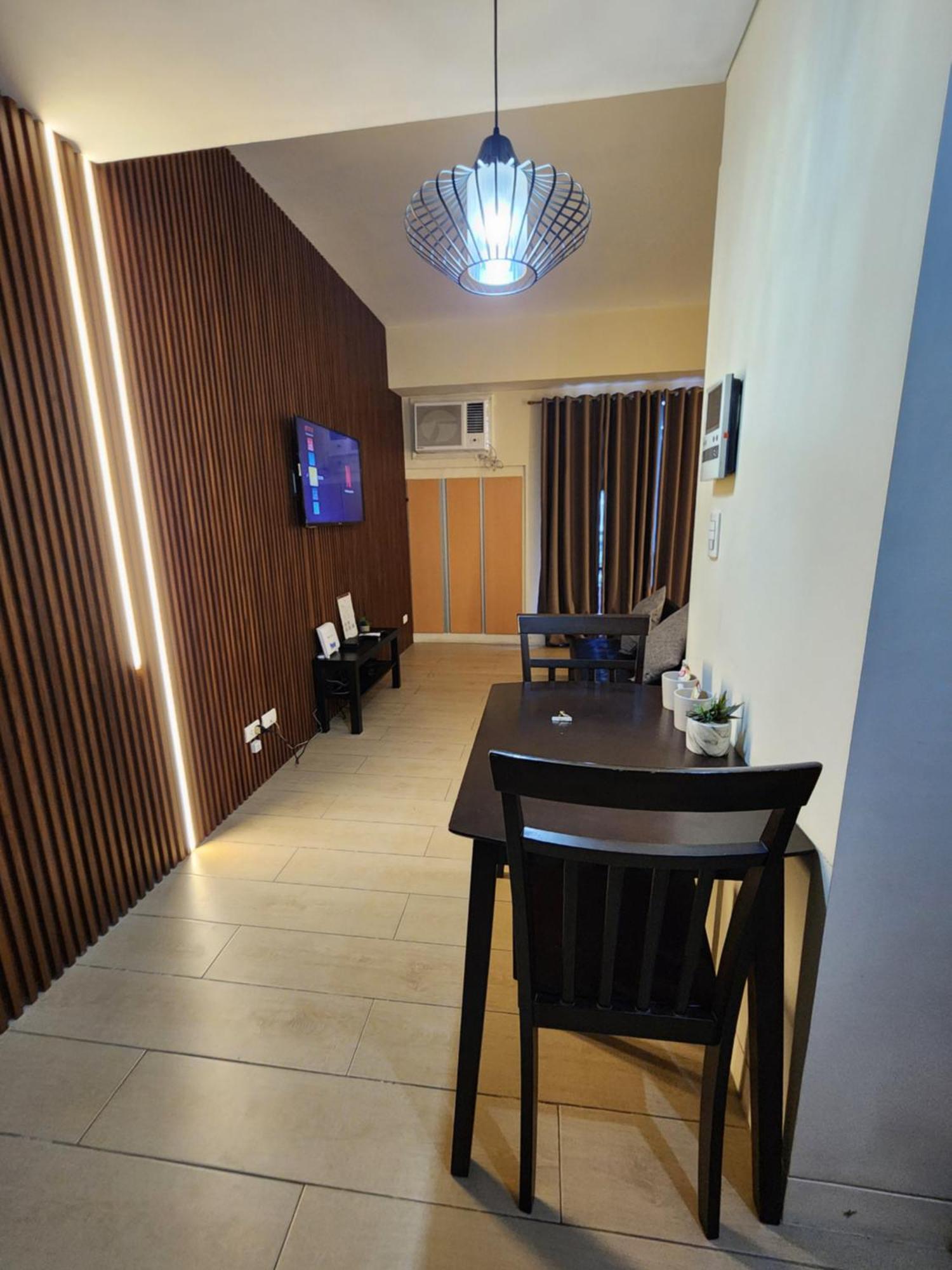 Palm Tree Villas Pasay Exterior foto